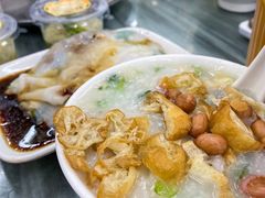 艇仔粥-穗银肠粉店(东川路店)