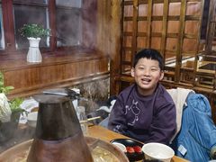 -果松木炭酸菜铜火锅·外婆参鸡汤