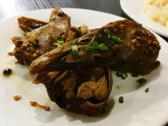 麻辣卤鸭头-虎虎龙虾大排档(双井店)