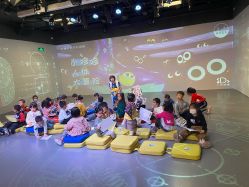 -小鸡哆哆故事屋·儿童乐园(嘉里城店)