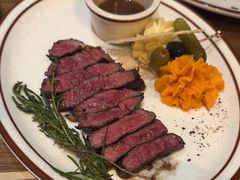 -Mark&Mars Restaurant