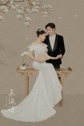 -乐派诗婚纱摄影