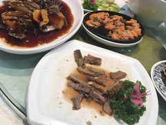 -满江红四季餐厅 · 国家五钻级酒家(新纪元大酒店店)