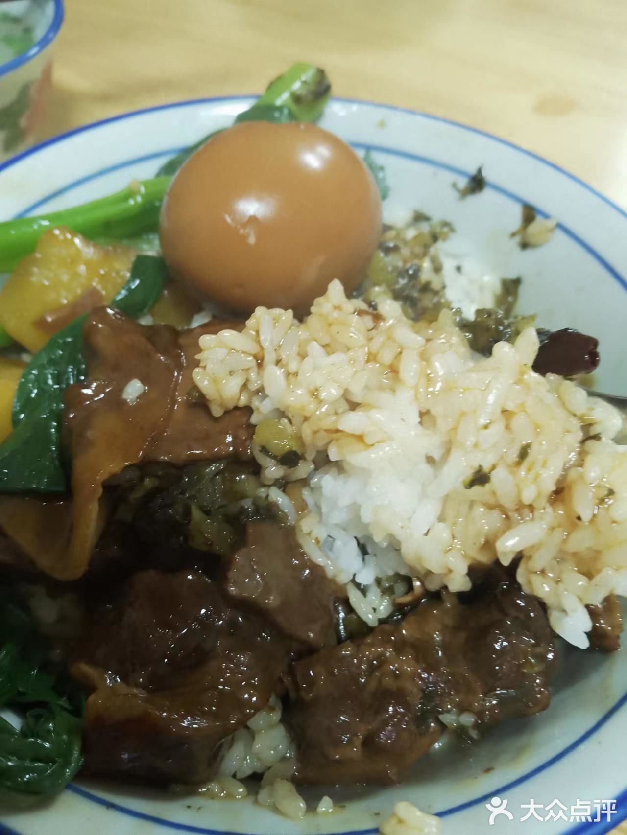 不卖隔夜饭,不卖冷冻肉 免费加牛骨汤,免费加米饭