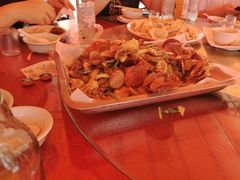 -鑫渔港海鲜本地菜·山海关浑锅(东戴河店)