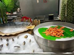 -金马门国际美食百汇(珞喻路店)