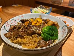 -POKEE VIA&Brunch·维娅(重庆来福士店)