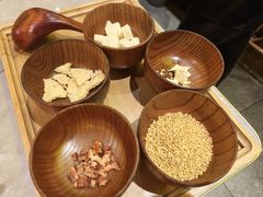 -沪上名羊天下•烤羊腿•东北烧烤•小龙虾(浦东直营总店)
