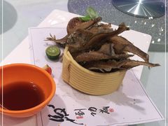 -沪华海鲜大酒楼(南汇店)