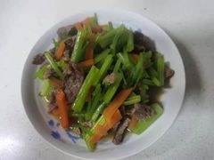 -爱的果实月嫂育婴师(世纪东方店)