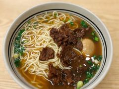招牌小马牛肉面-小马牛肉面·牛骨熬制(南京博物院店)
