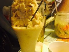 -新大咀港式茶餐厅(宝山万达店)