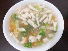 鱼丸豆腐汤-潭式煎包(西航路店)
