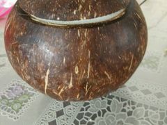 -志龙皇冠吃货椰子铺