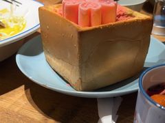 -蜜桃餐厅·伴山(湖滨商业街店)