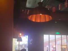 -Helens海伦司小酒馆(国购广场店)