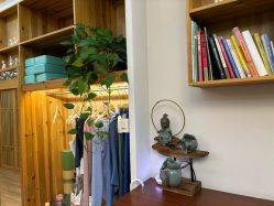 -依灵瑜伽普拉提连锁