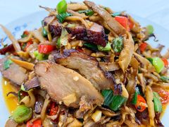 烟笋腊肉钵-新新湘菜馆(新中街二条店)