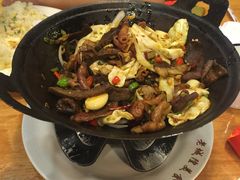 -篱笆院东北饺子王(欧阳路店)