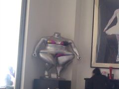 店内雕塑-甲21号招待所