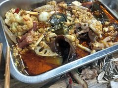 -肥肠鸡冷锅串串(广元利州广场店)