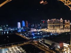-影汇之星8字形摩天轮