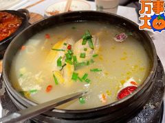 参鸡火锅-七八冷面·延边朝鲜族美食(欢乐谷店)