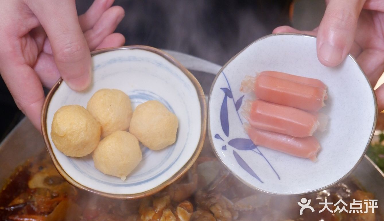 火遍深圳的麻辣海鲜火锅，武汉也有❗ ❗❗