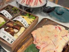 -椰子湾·海南火锅·糟粕醋·椰子鸡(正大广场店)