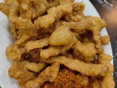 -黄利砖万峰林布依特色酸笋牛肉馆