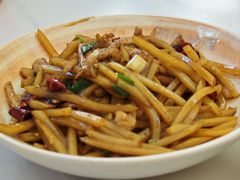 土豆丝炒肉-雅佳神话·麻辣烤鱼(新街口店)