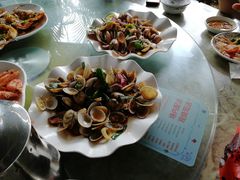 -亚龙湾8号(丁村万人海鲜广场店)