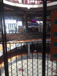 -嗨翻Hi-Fun竞技主题乐园·蹦床团建生日聚会(五棵松华熙店)