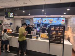 -麦当劳(新城市广场店)