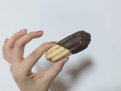 巧克力维纳斯-上海哈尔滨食品厂(合生汇店)