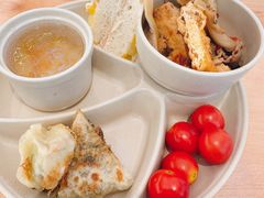 -素满香·全民食养自助(长宁龙之梦店)