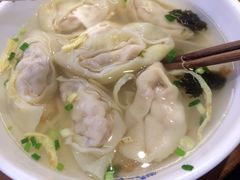 -周素珍湖州大馄饨(直戒坛寺巷店)