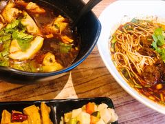 老麻抄手-好這口重庆小面(总店)