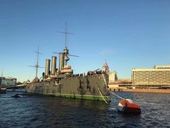 -阿芙乐尔号巡洋舰