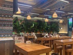 -云阿蛮云南生烫牛肉米线(奉贤路店)