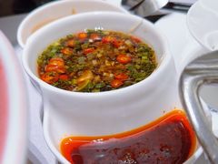 -红鼎豆捞·非遗鲍皇汤火锅(宝丰路店)