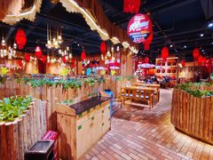 -老滇山寨•云南特色菜•地方菜•民族风情歌舞表演(金碧店)