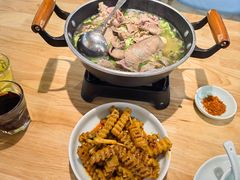 -全牛匠·乐山跷脚牛肉(新中关店)