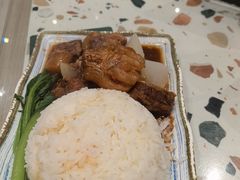 萝卜牛筋腩饭-华嫂冰室(湾仔店)