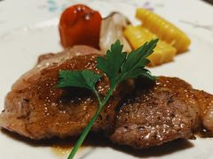 牛仔骨黑椒-花钟亭花屋日式旅馆