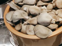-龍歌自助小火锅(市北CBD万达店)
