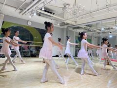 -炫艺舞蹈培训中心(枫尚奥特莱斯店)