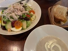 牛油果鸡丝沙拉-斯比特花园西餐厅(东方商厦店)