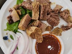 -伊穆祥牛肉面总店·清真