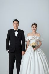 -雪中彩影婚纱摄影·微光艺术中心